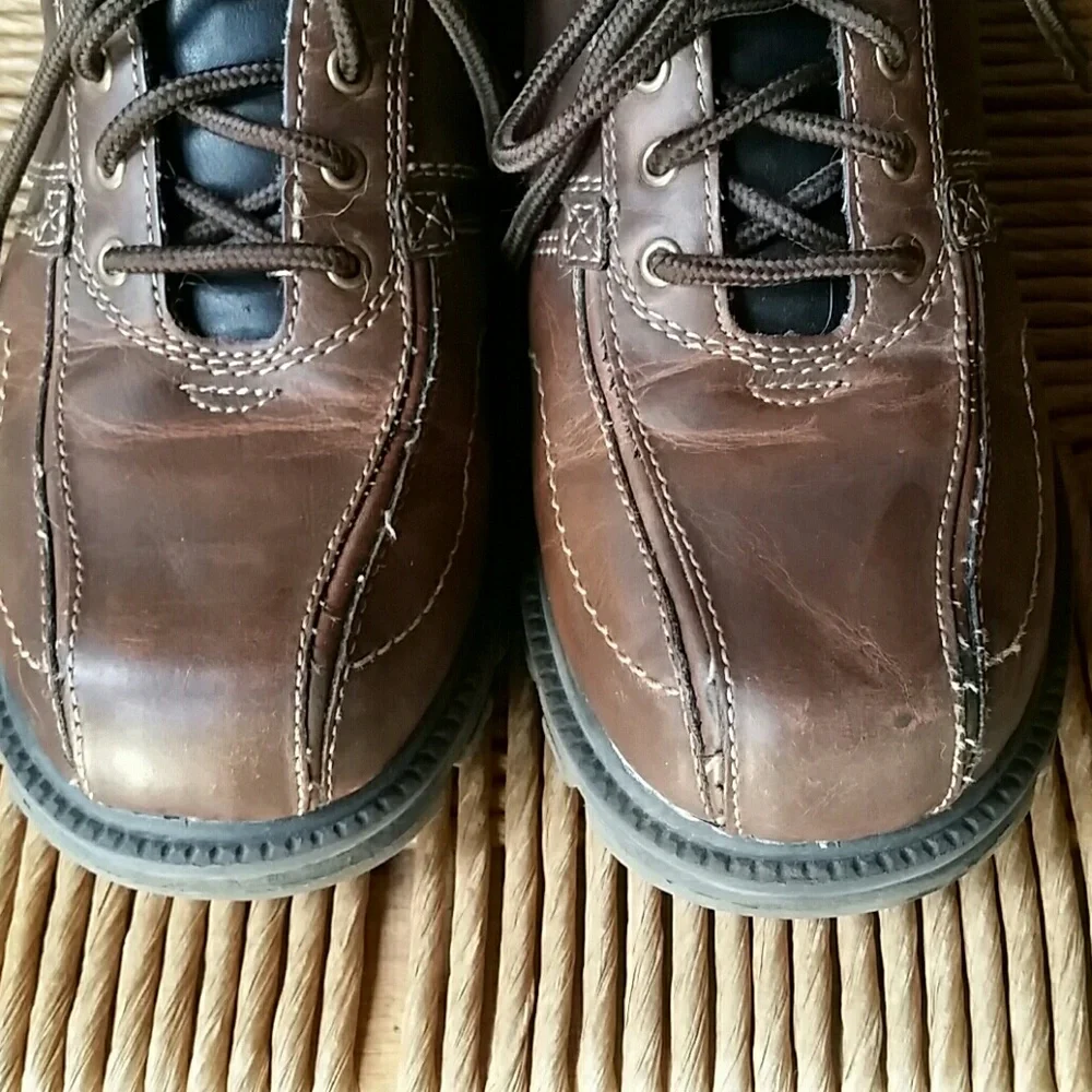 Arizona Jean Co,boys size 4 dress shoes, brown